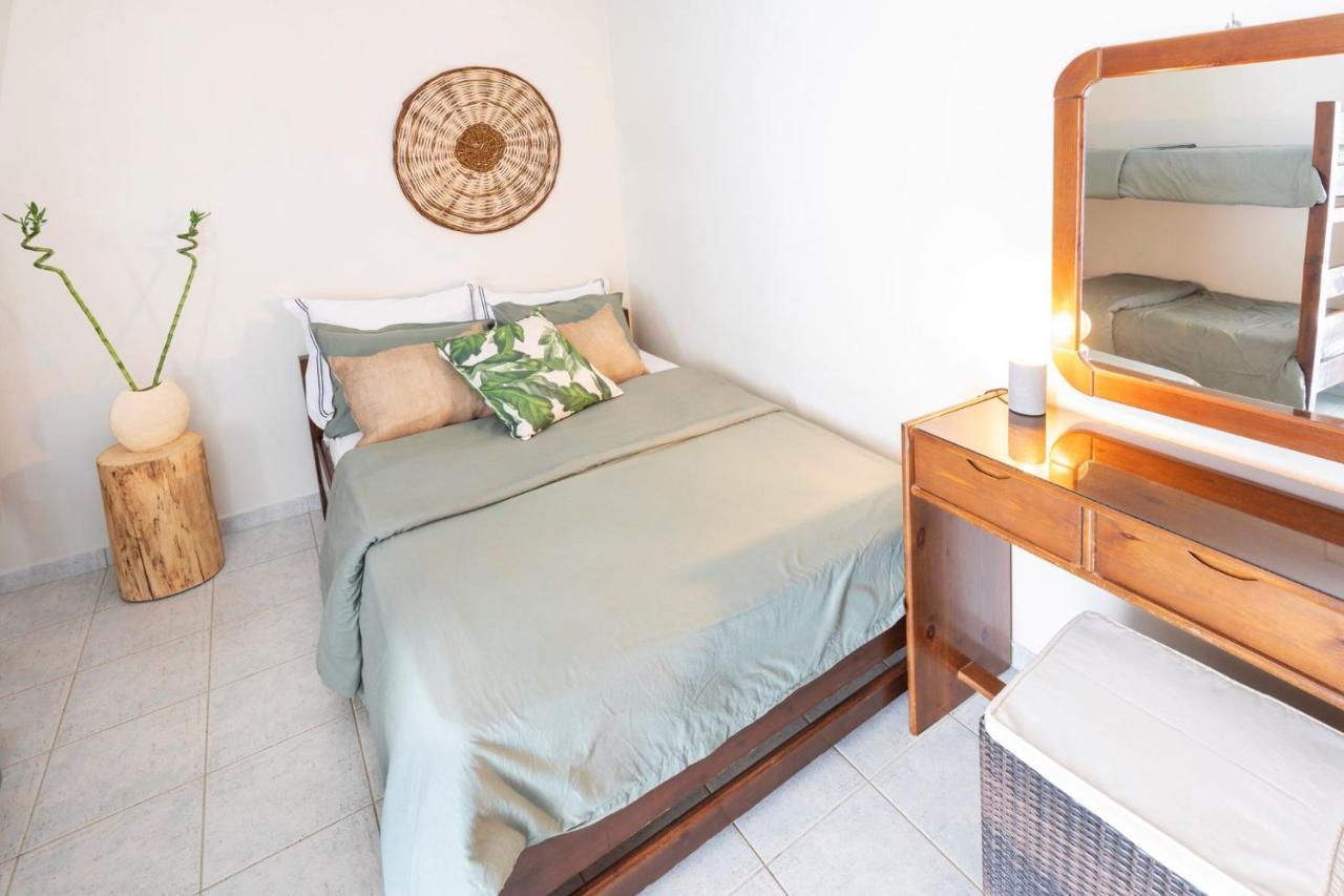 Puerto Seaside Rooms Akhladherí Esterno foto