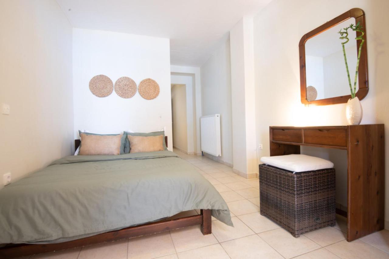 Puerto Seaside Rooms Akhladherí Esterno foto