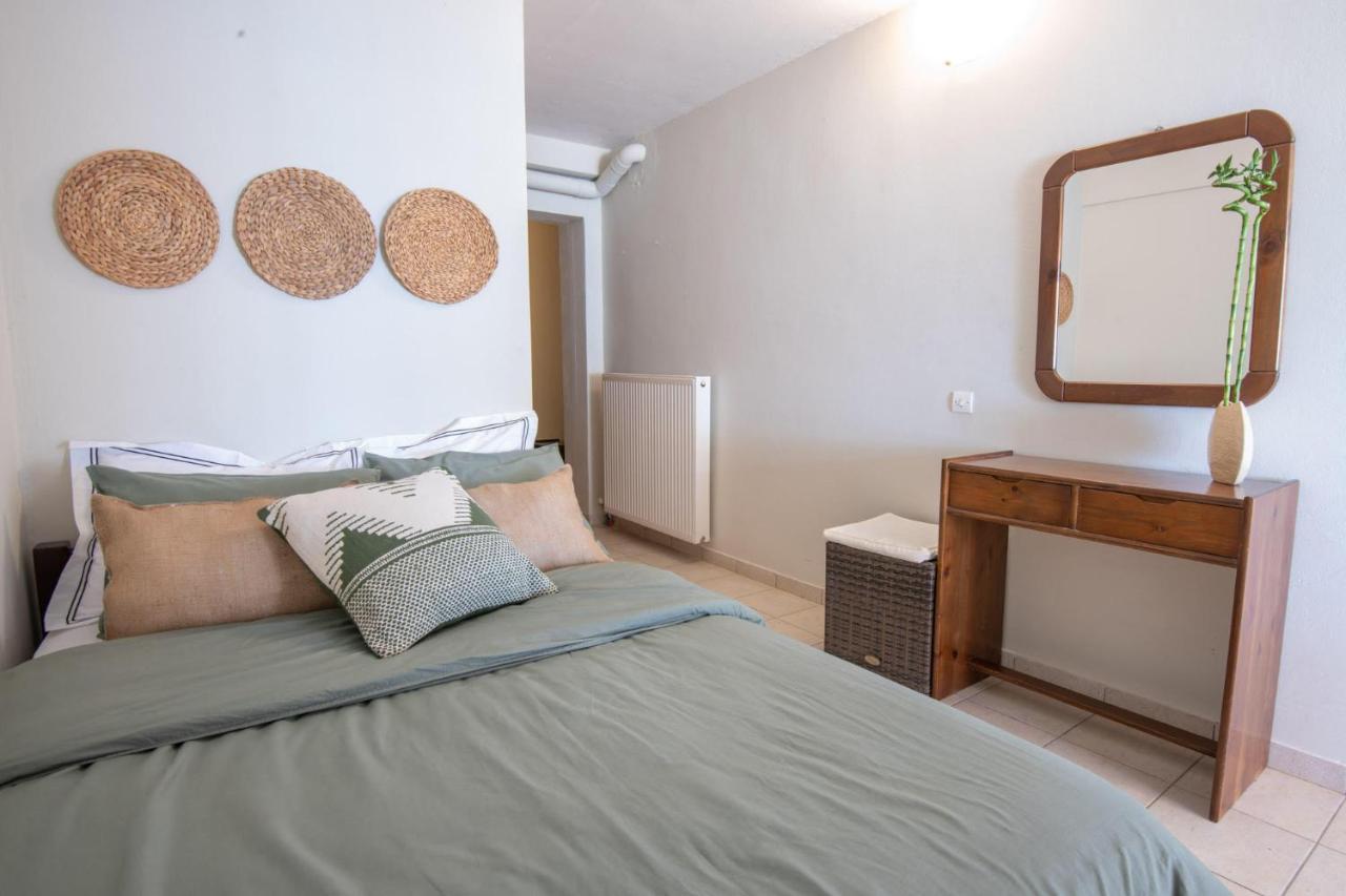 Puerto Seaside Rooms Akhladherí Esterno foto