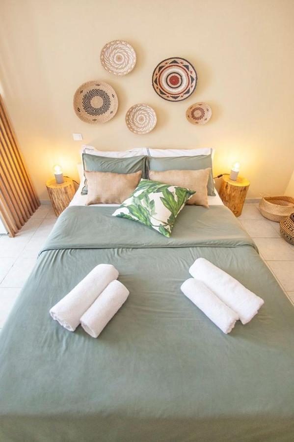 Puerto Seaside Rooms Akhladherí Esterno foto