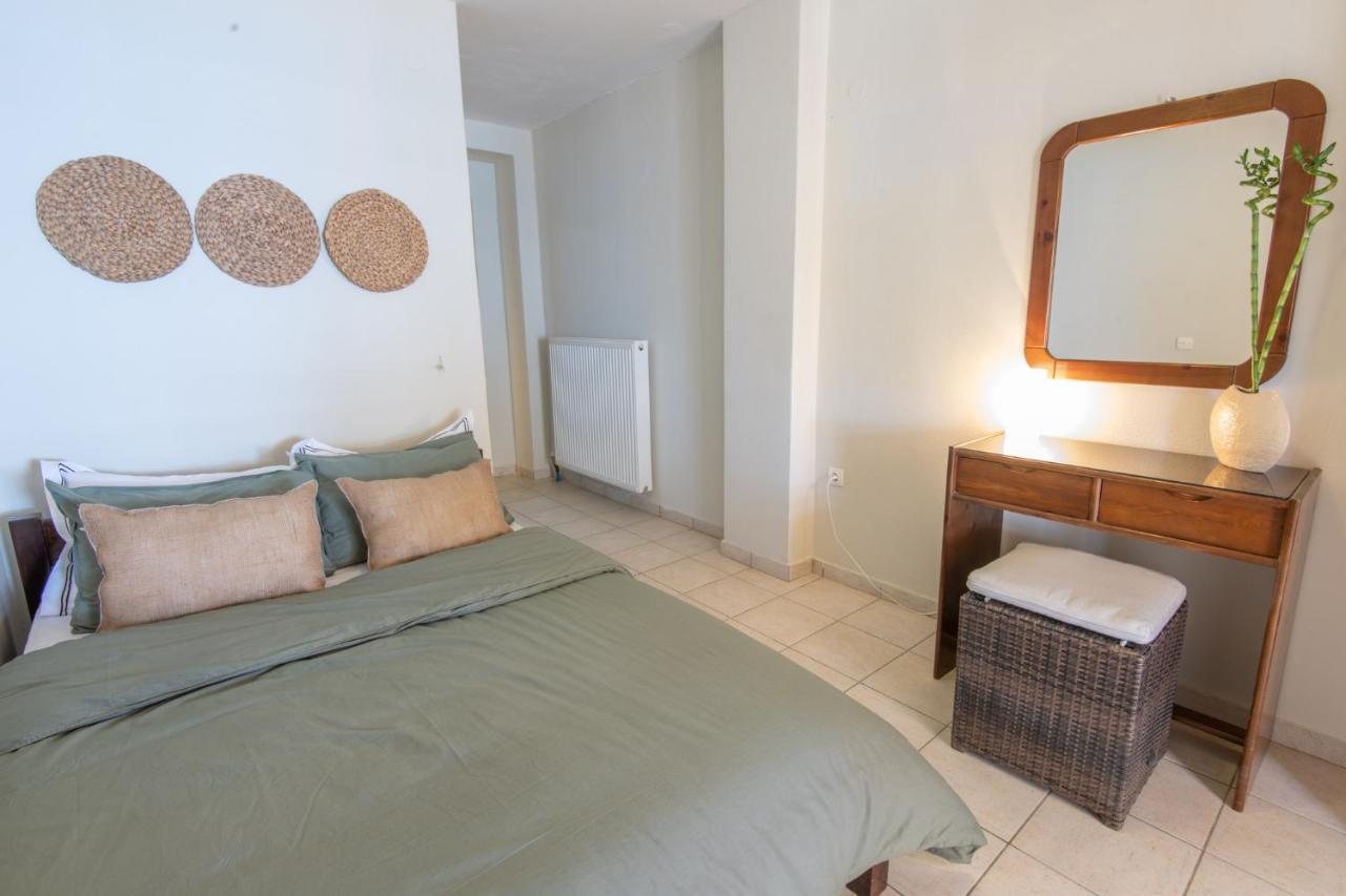 Puerto Seaside Rooms Akhladherí Esterno foto